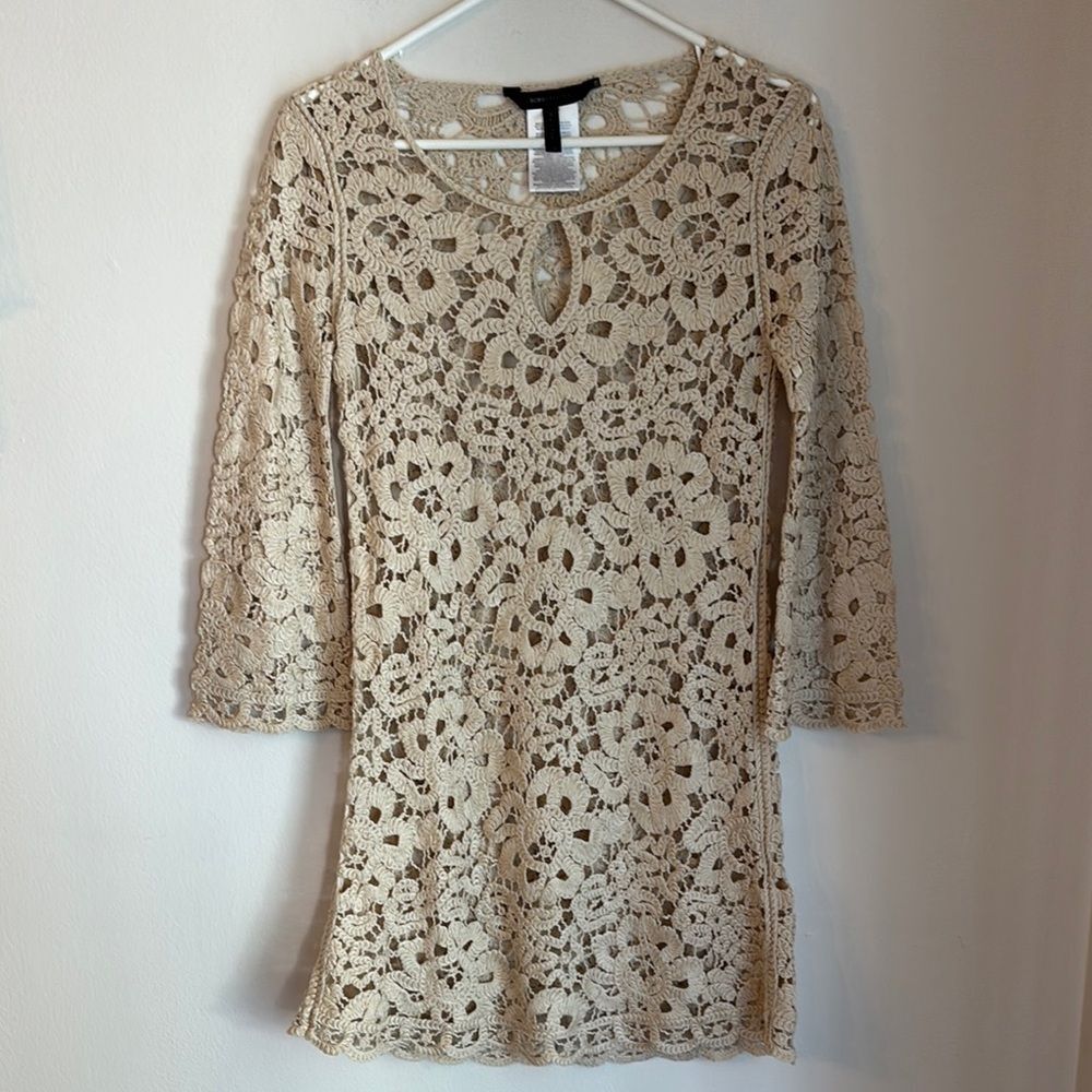 BCBGMaxAzria Women’s Tan nude cream crochet boho Sheath Dress 3/4 Sleeve size XS